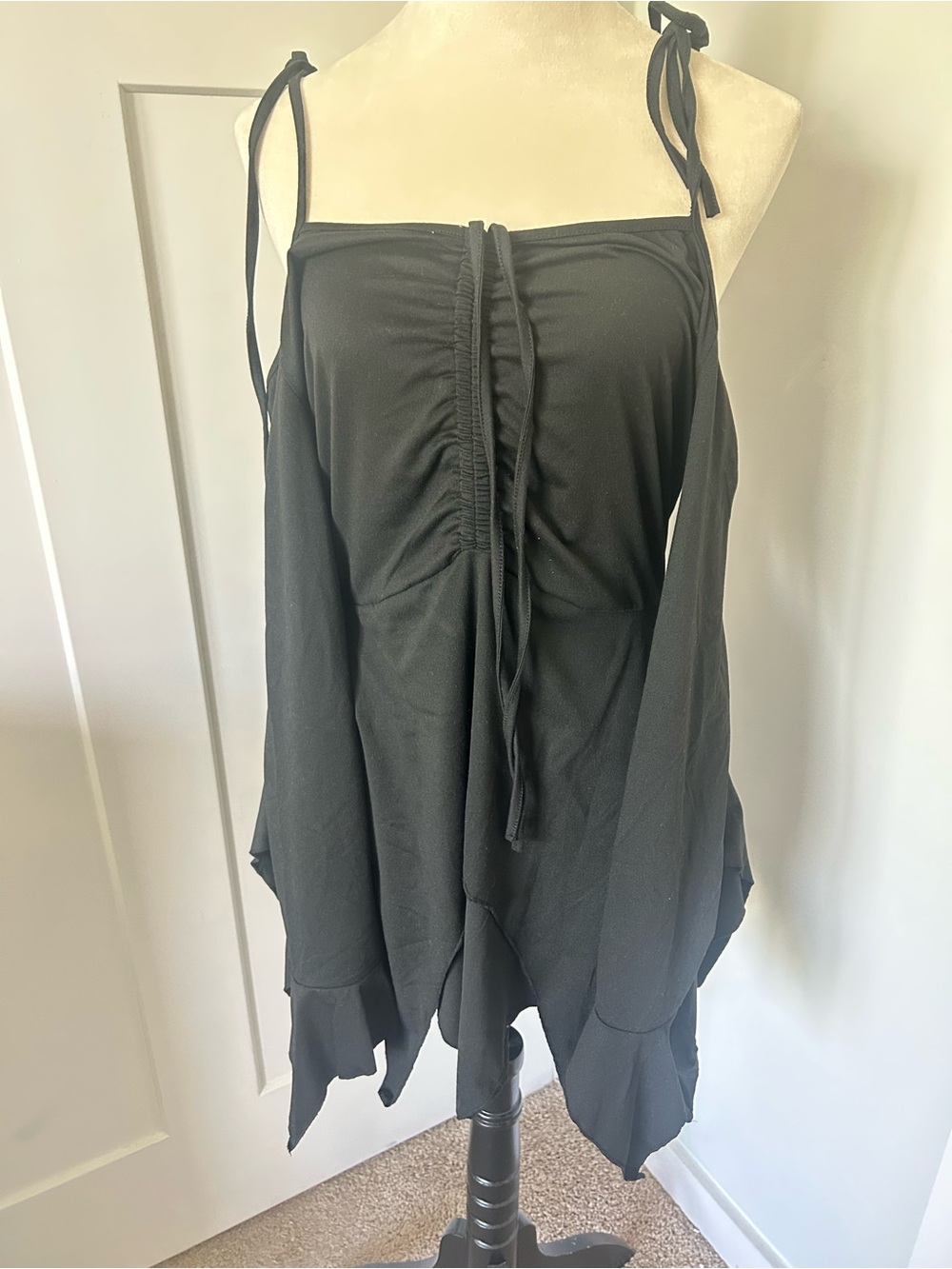 Women’s Black Tie-Shoulder Fairy Style Dress